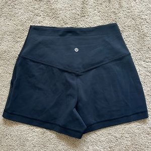Lululemon Align Classic Fit 3 inch shorts